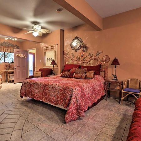 Exotic Home With Patio And Grill Walk To Canyon Lake! Exterior foto