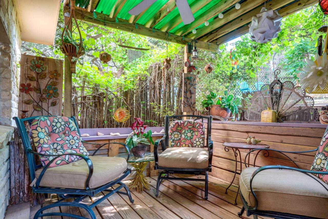 Exotic Home With Patio And Grill Walk To Canyon Lake! Exterior foto