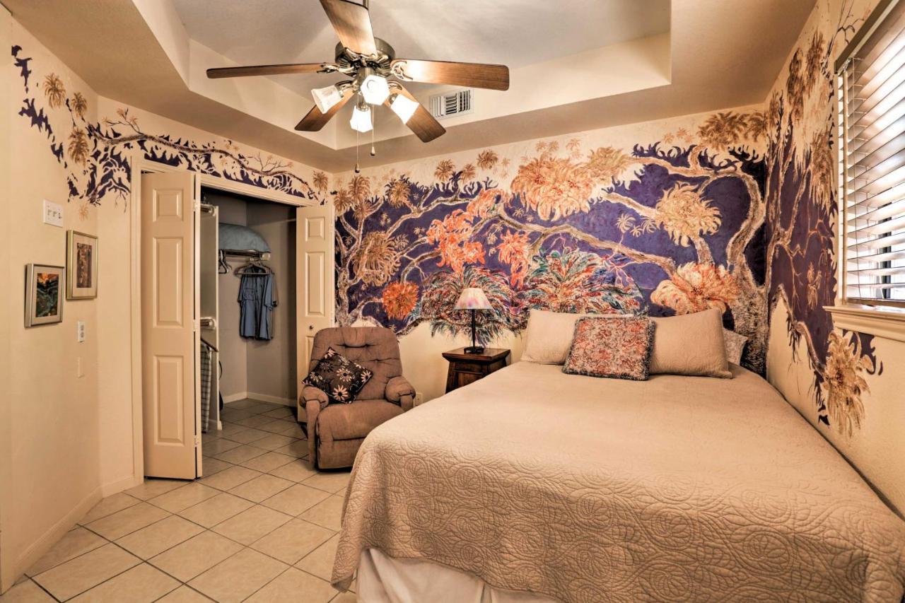Exotic Home With Patio And Grill Walk To Canyon Lake! Exterior foto
