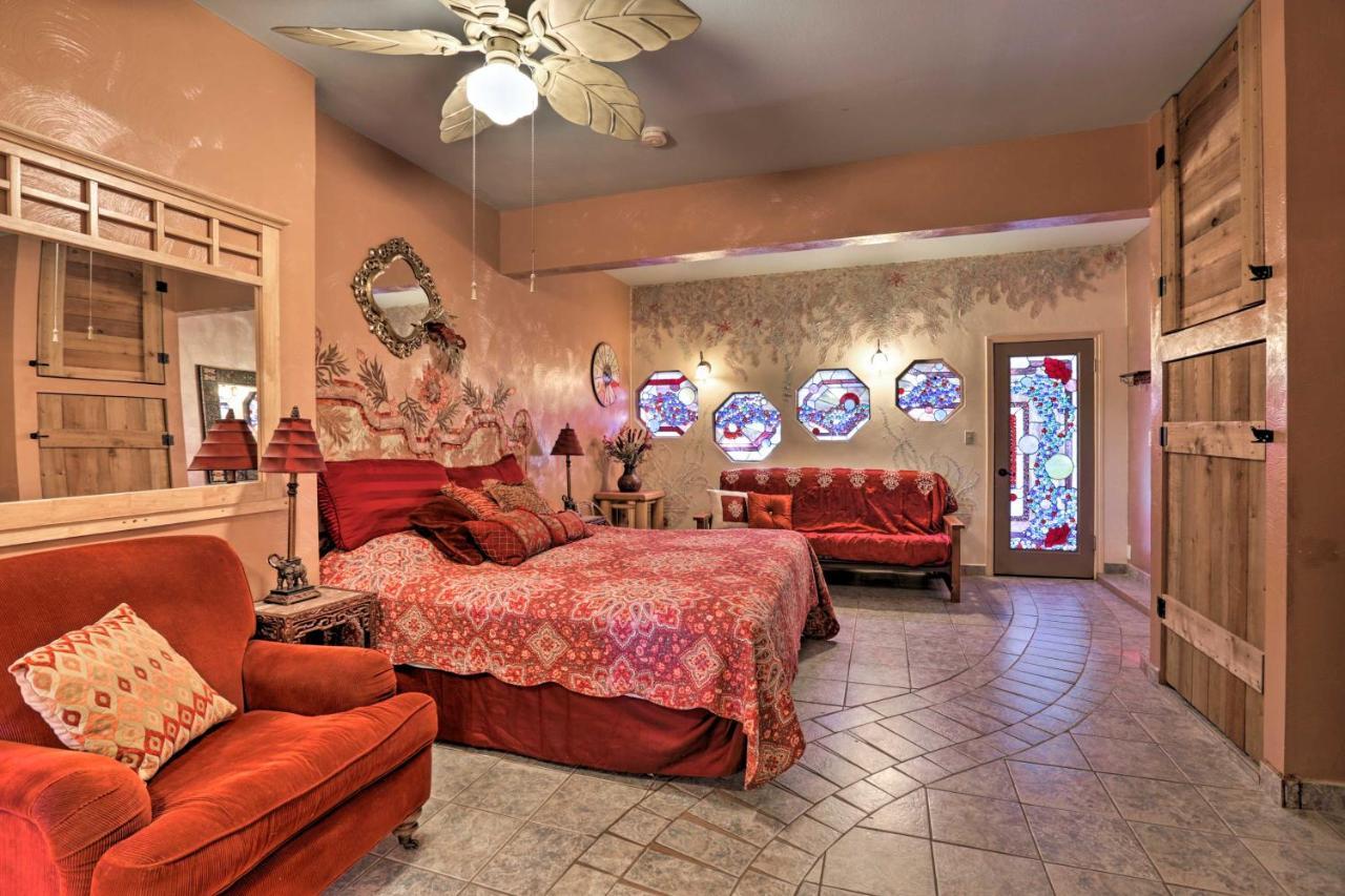 Exotic Home With Patio And Grill Walk To Canyon Lake! Exterior foto